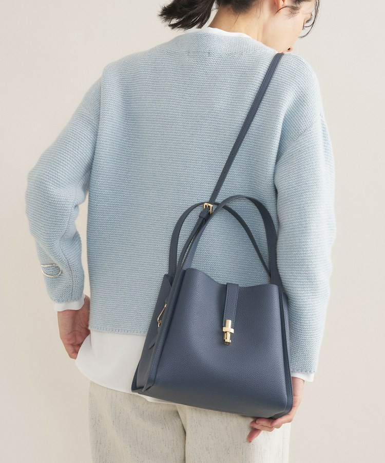 【合皮/ミドルサイズ】春カラーフォルムバッグ1