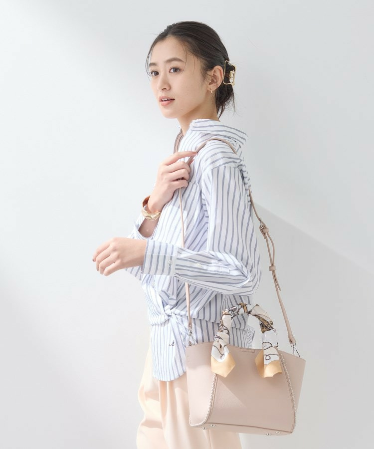 【ミドルサイズ/合皮/ショルダー付】スタッズ風メタルバッグ1