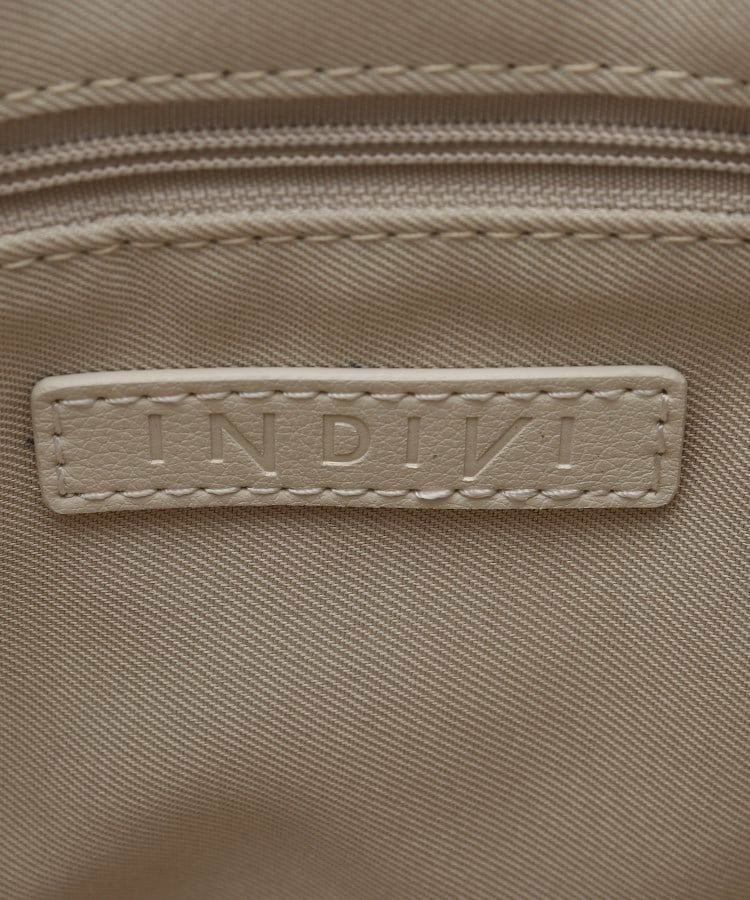 【ミドルサイズ/合皮】キャリアタックバッグ17