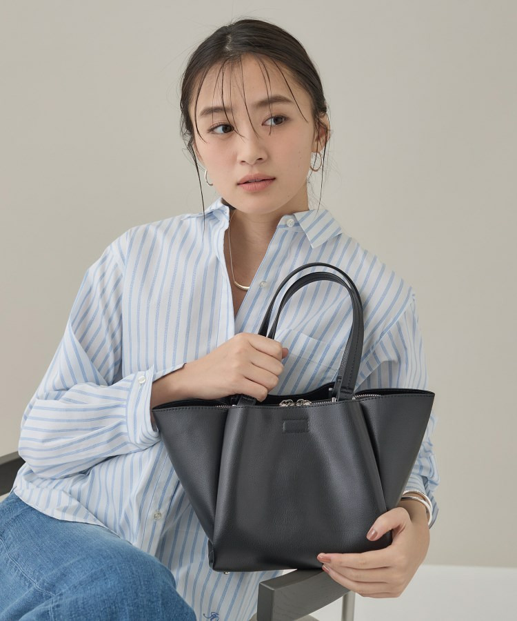 【ミドルサイズ/合皮】キャリアタックバッグ1