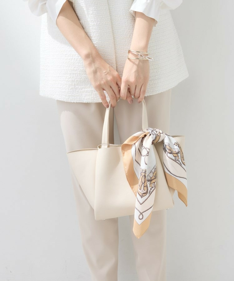 【ミドルサイズ/合皮】キャリアタックバッグ1