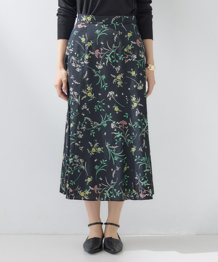 【SETUP可能】モダンフラワー柄フレアスカート11
