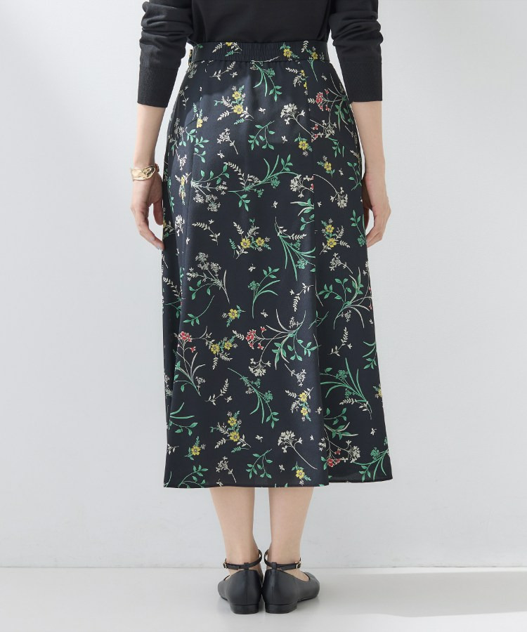 【SETUP可能】モダンフラワー柄フレアスカート13