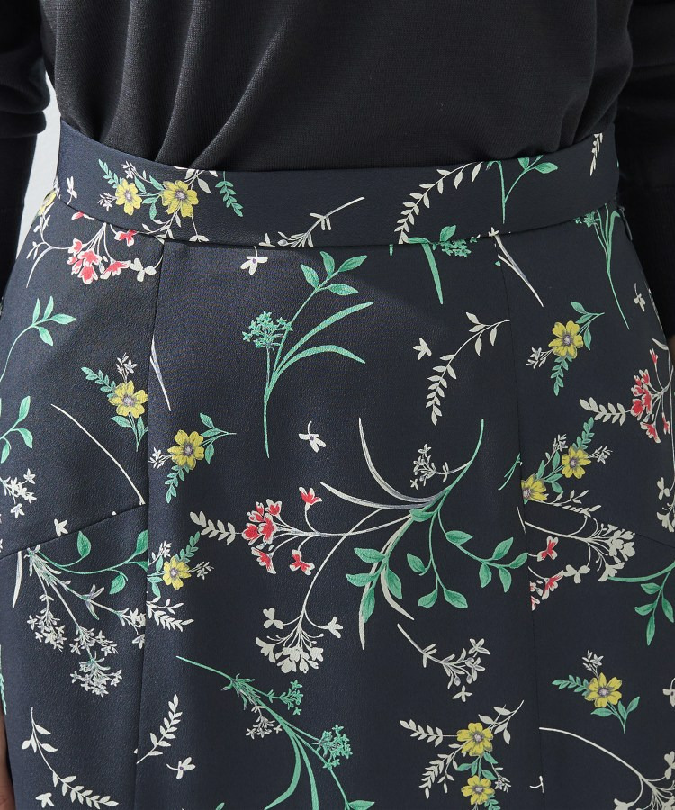 【SETUP可能】モダンフラワー柄フレアスカート14