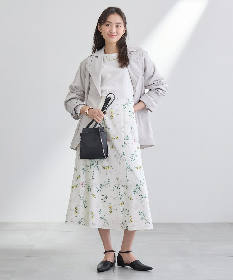 【SETUP可能】モダンフラワー柄フレアスカート4