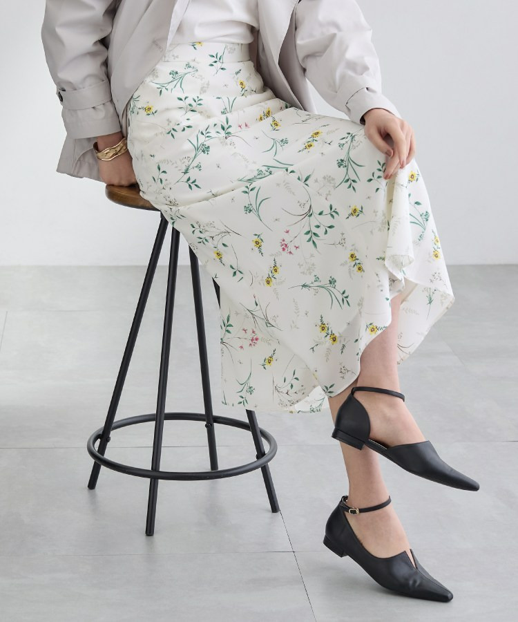 【SETUP可能】モダンフラワー柄フレアスカート1