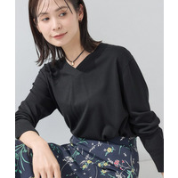 【シルク混】きれいめVネックニット