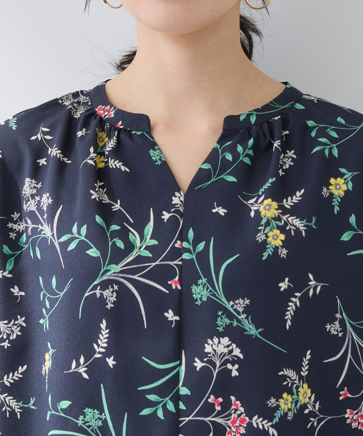 【SETUP可能】モダンフラワー柄キャンディスリーブブラウス14