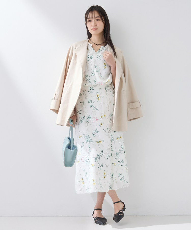 【SETUP可能】モダンフラワー柄キャンディスリーブブラウス5