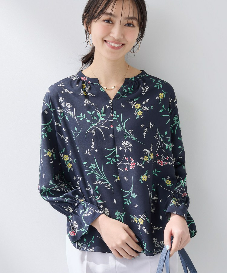 【SETUP可能】モダンフラワー柄キャンディスリーブブラウス1