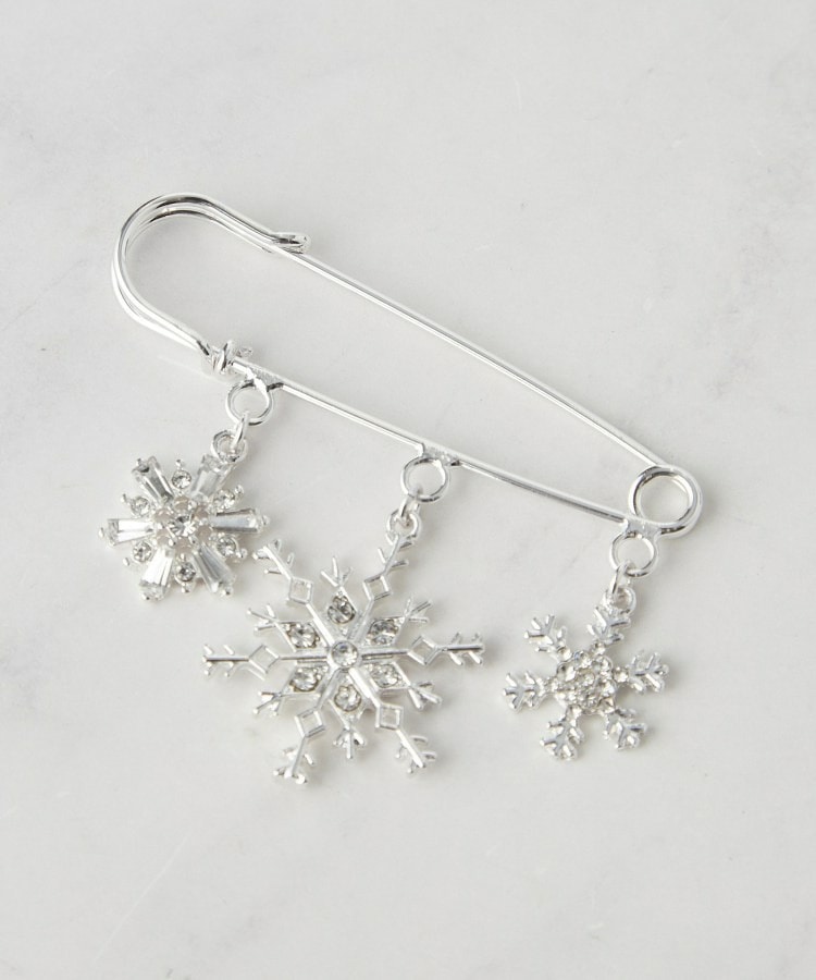 【華やか】ホース＆雪の結晶モチーフピンブローチ
