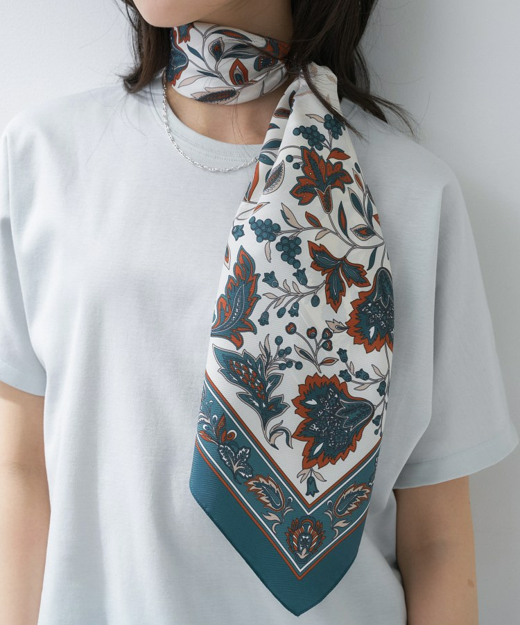 【60cm四方】リーフ柄スカーフ4