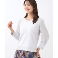 【残暑から秋まで着られる◎】Vネック×メッシュスリーブニット