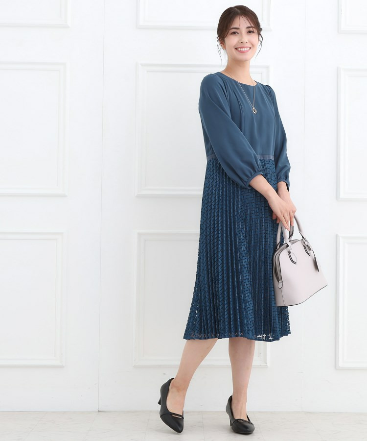 【フォーマル/入卒/一枚で着映え◎】シフォン×幾何柄レースプリーツワンピース10