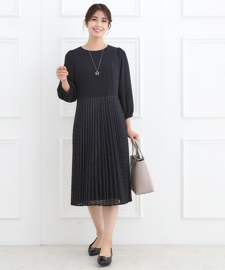 【フォーマル/入卒/一枚で着映え◎】シフォン×幾何柄レースプリーツワンピース13