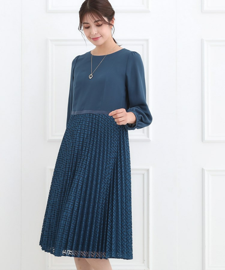 【フォーマル/入卒/一枚で着映え◎】シフォン×幾何柄レースプリーツワンピース8