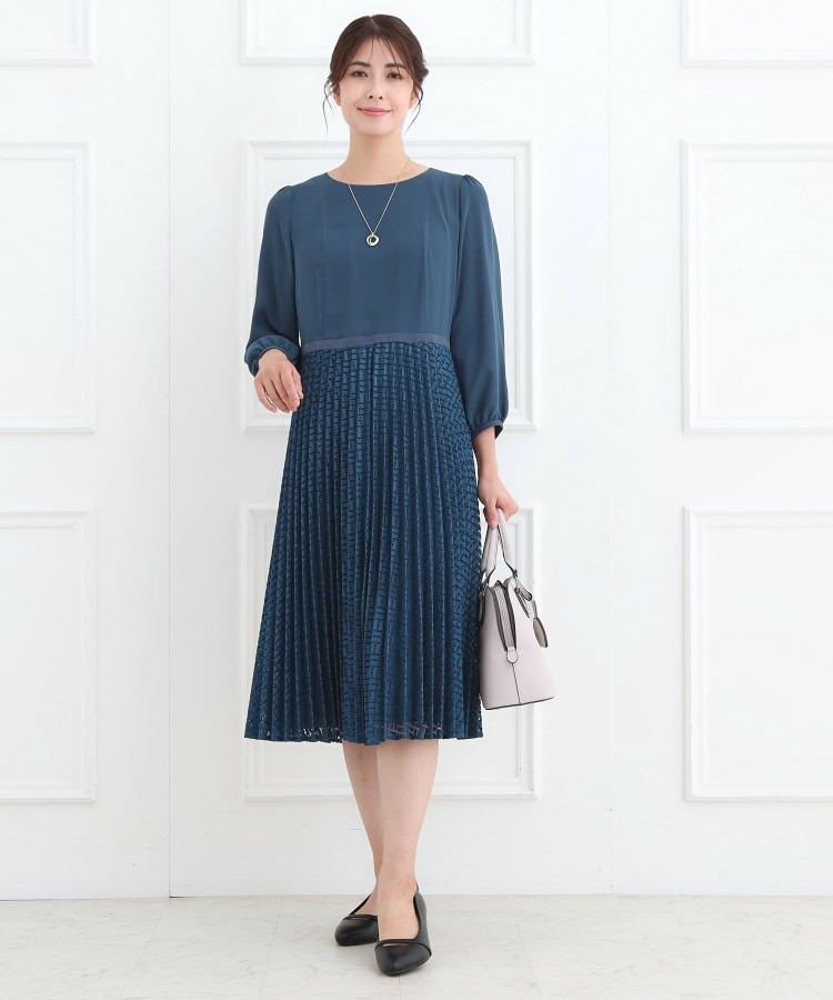 【フォーマル/入卒/一枚で着映え◎】シフォン×幾何柄レースプリーツワンピース9