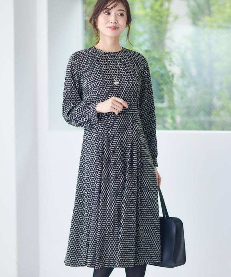 【通勤にもお出かけにも◎】ジオメプリントクラシカルワンピース1