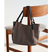 【3WAY／しっかり収納／インナーバッグ入り／ショルダー付き】ナイロンバッグ