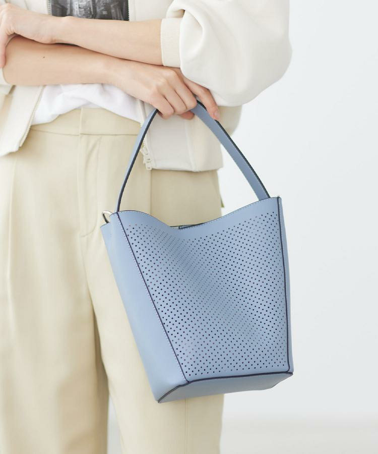 【肩掛けショルダー付き】パンチングデザインワンショルダーバッグ1
