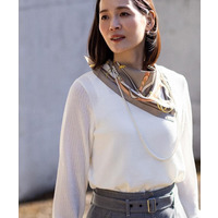 透かしスリーブデザインハイゲージニット