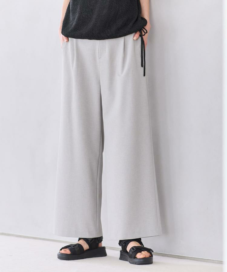 ドライタッチストレートワイドパンツ