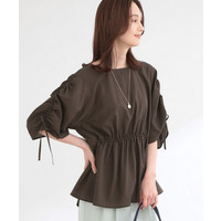 【通気性あり／涼しい／マシンウォッシャブル】ウエストギャザーブラウス