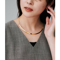 カーヴィプレートショートネックレス