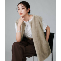 フェイクファーベスト