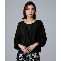 【透けにくい/ウエストイン見え】パウダリーブラウス