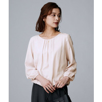 【透けにくい/ウエストイン見え】パウダリーブラウス