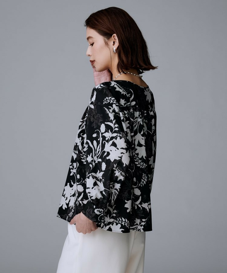 【洗える/セットアップ可能】オーナメントフラワー ブラウス3