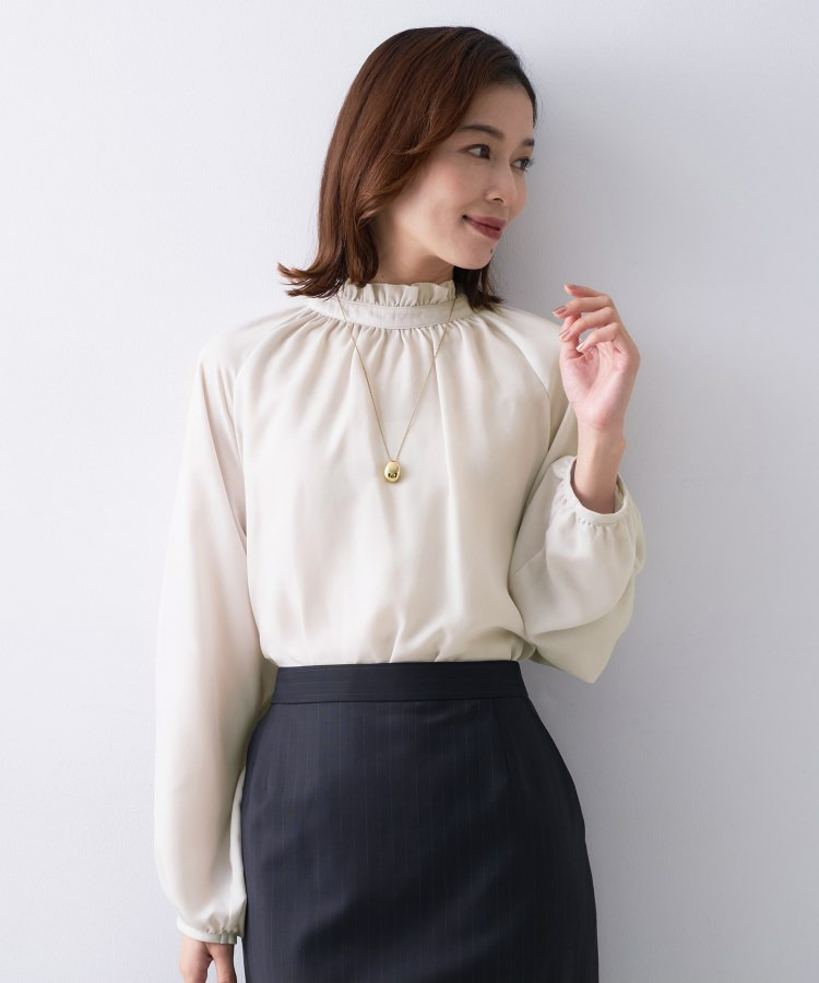 スタンドフリルネック ブラウス11