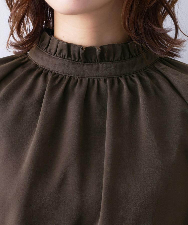 スタンドフリルネック ブラウス22