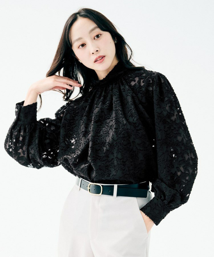 カットジャカード ボウタイブラウス10