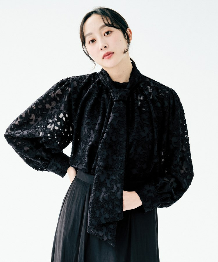 カットジャカード ボウタイブラウス13