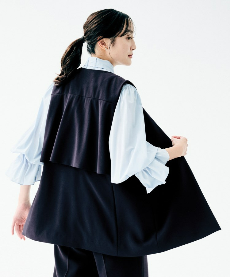 バックラッフルジレ9