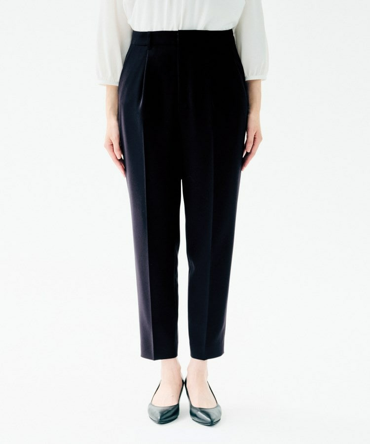 テーパードパンツ16