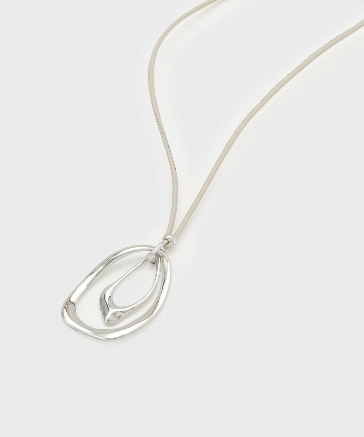 レザー調トップネックレス1