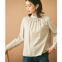 【コットン100/洗える】シャーリングフリルネックブラウス