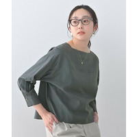 ボートネックブラウス