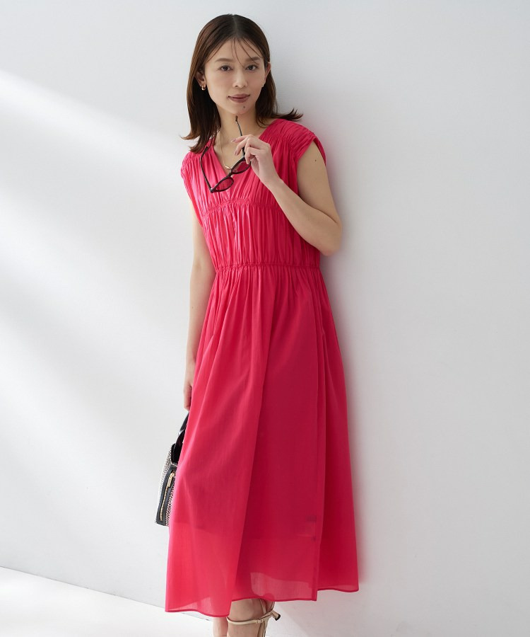 シャーリングロングワンピース