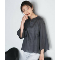 【接触冷感/程よい透け感】ドライタッチキーネックブラウス
