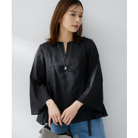 【接触冷感/程よい透け感】ドライタッチキーネックブラウス