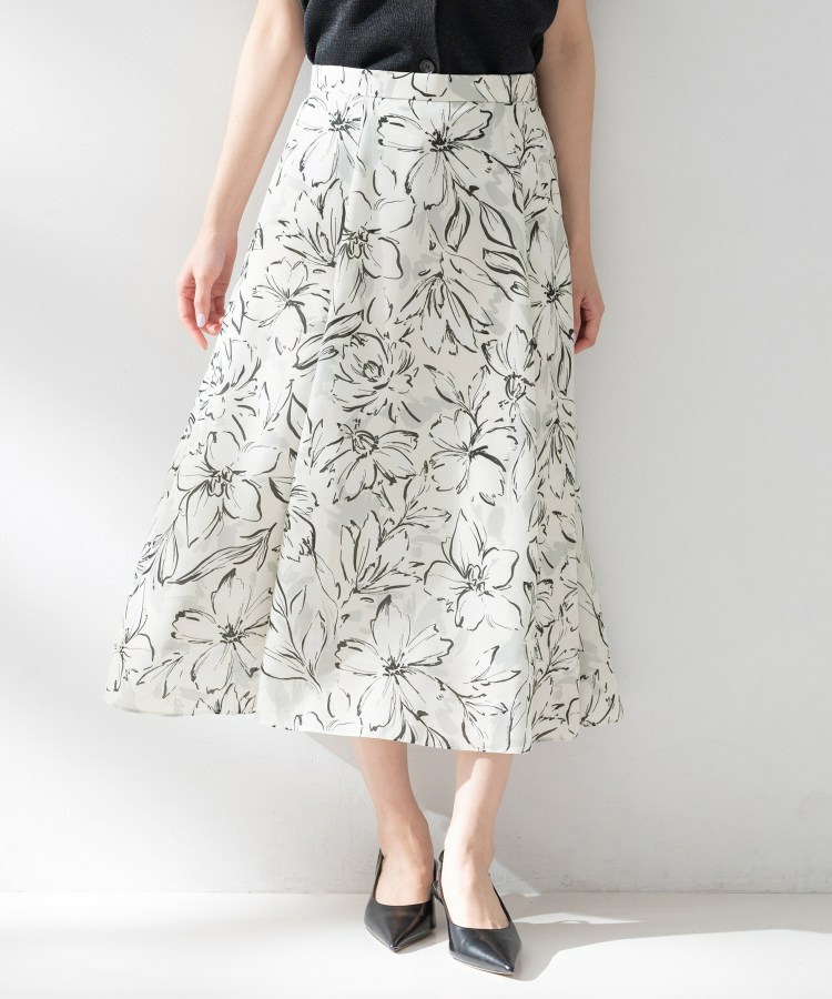 【後ろウエストゴム/洗える】フラワープリントスカート