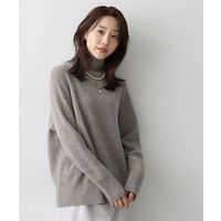 ハイネックボリュームニット