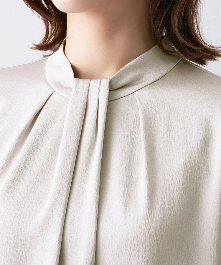 サテンドレープブラウス18