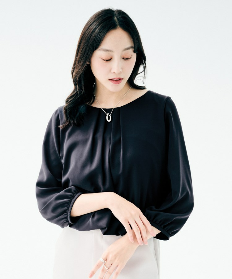 タックブラウス19