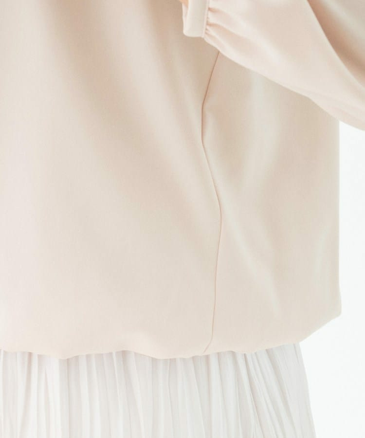 タックブラウス28