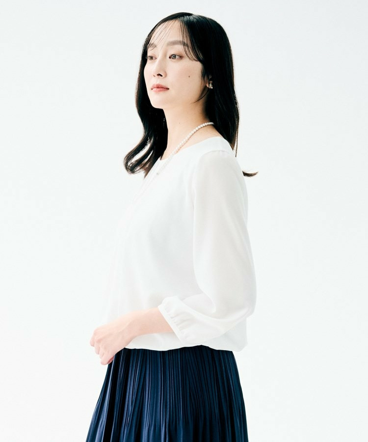 タックブラウス4